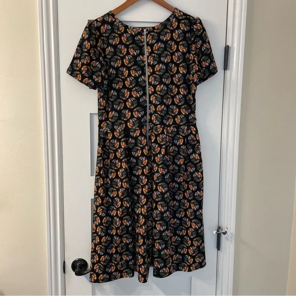 LuLaRoe Amelia - Picture 2 of 5